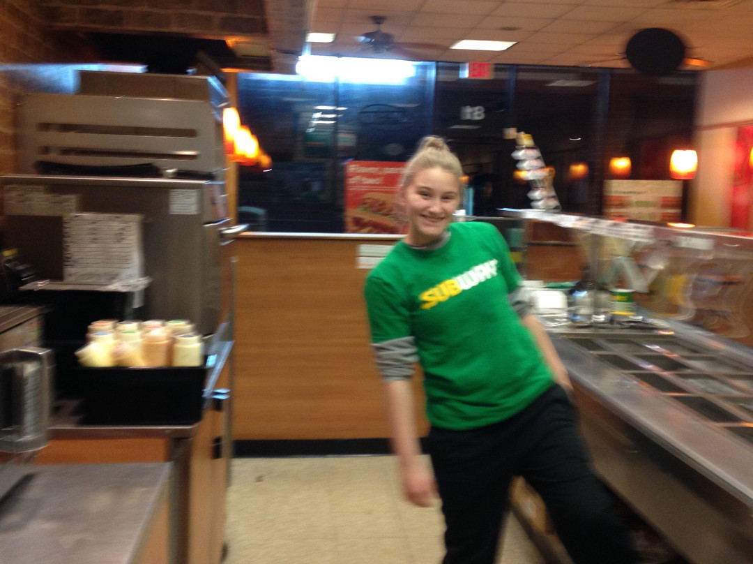 Weyers Cave餐馆和美食-Subway