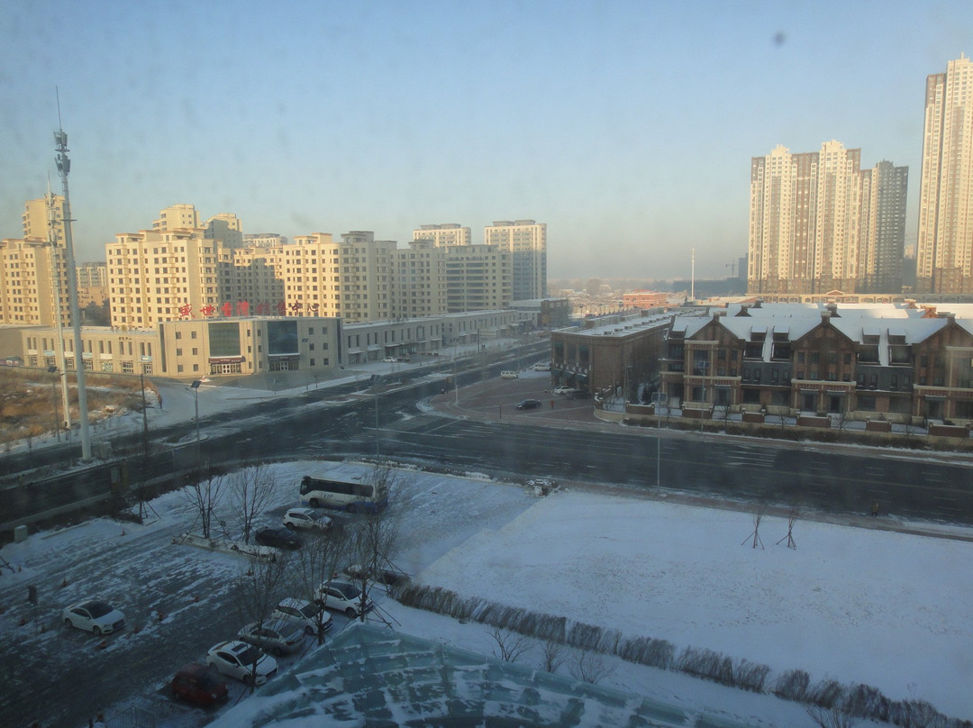 哈尔滨松北融创皇冠假日酒店主图