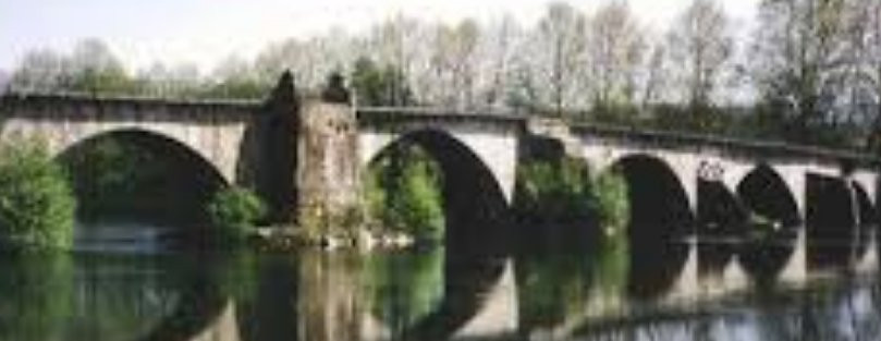 Prado Bridge景点图片