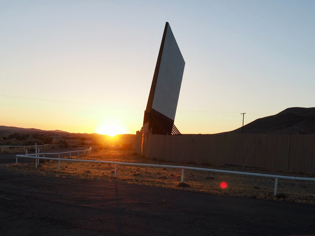 Skyline Drive-in-巴斯托必去景点