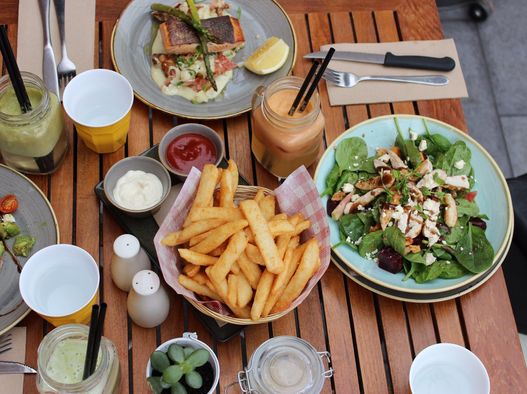 Hume餐馆和美食-Common Grounds Gowrie