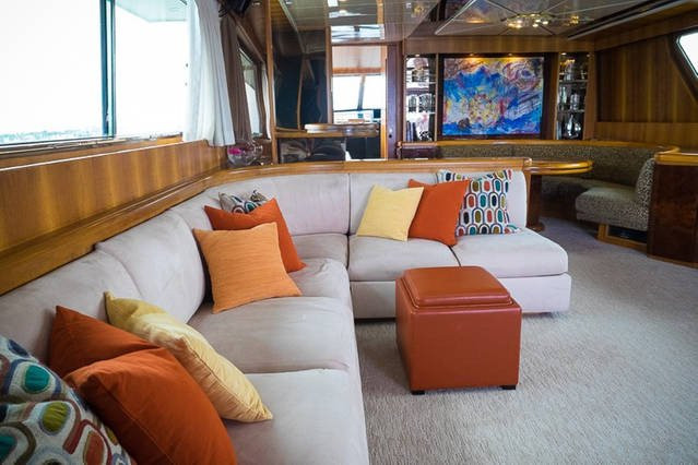 Everest Yacht Charters景点图片