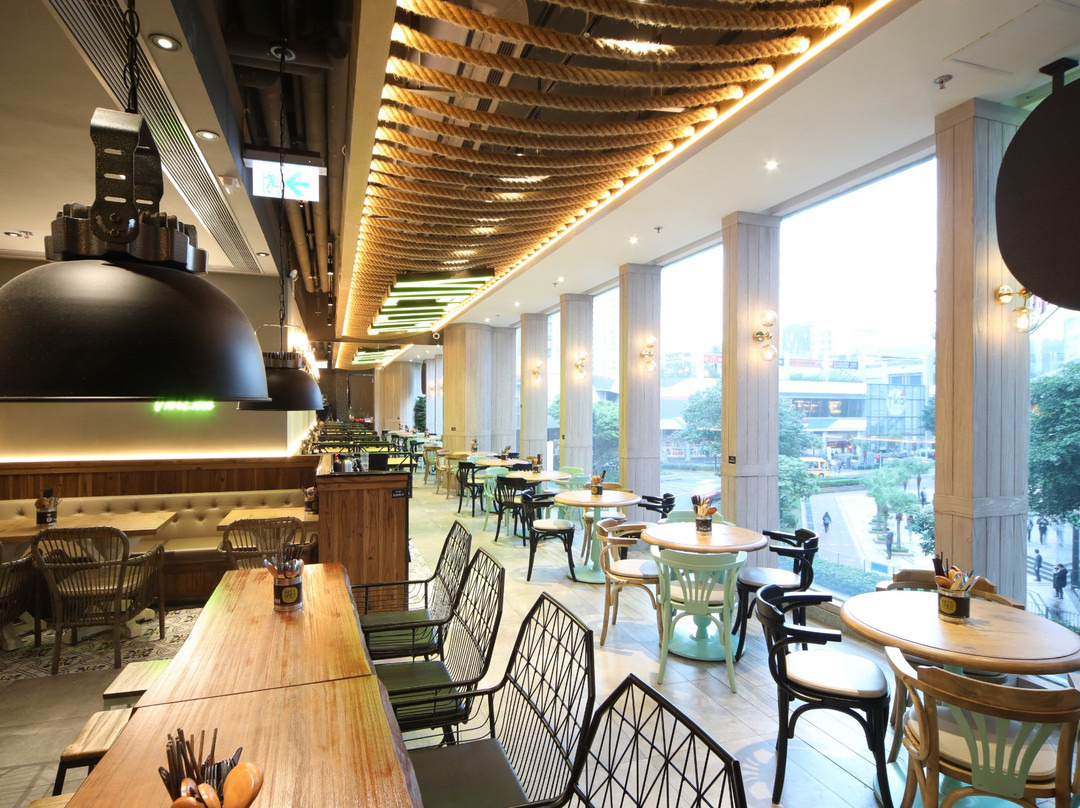 Viet Lime Cafe Restaurant TKO Gateway