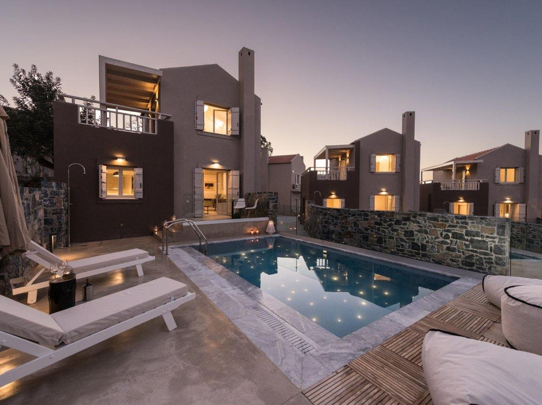 Avdou Collection Suites