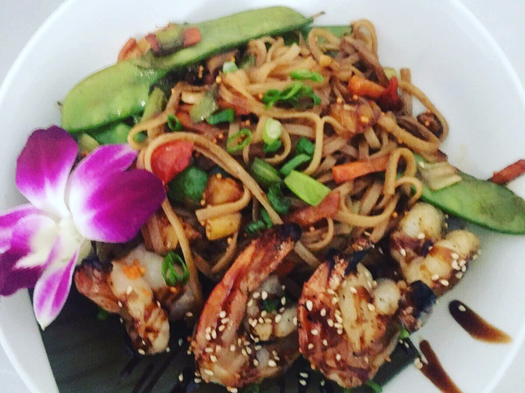 Roots Restaurant & Bar