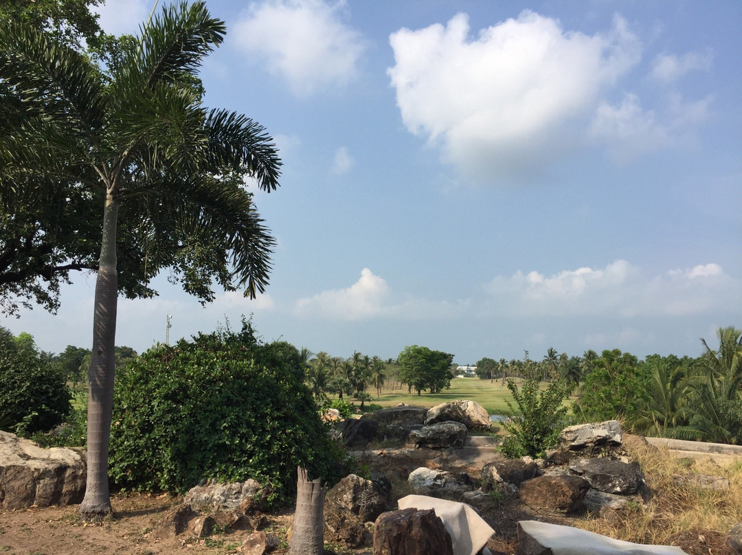 Crystal Bay Golf club-是拉差必去景点