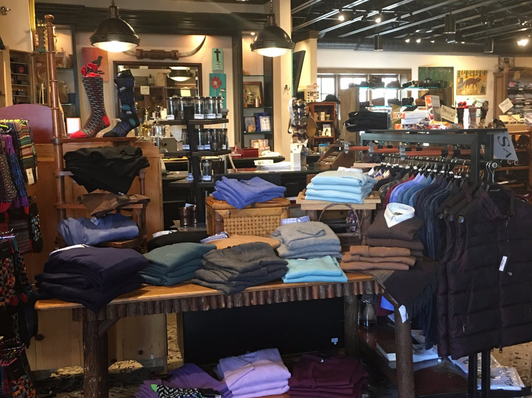 TJ Bailey's-海兰兹必去景点