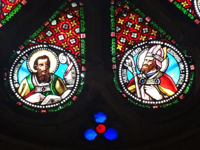 Eglise Saint-Nicolas.-卡布勒通必去景点