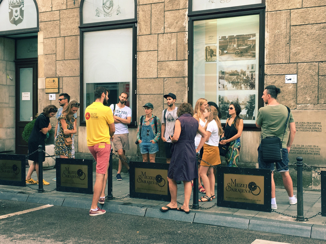 Tallest Tourguide Tours and Excursions-萨拉热窝必去景点