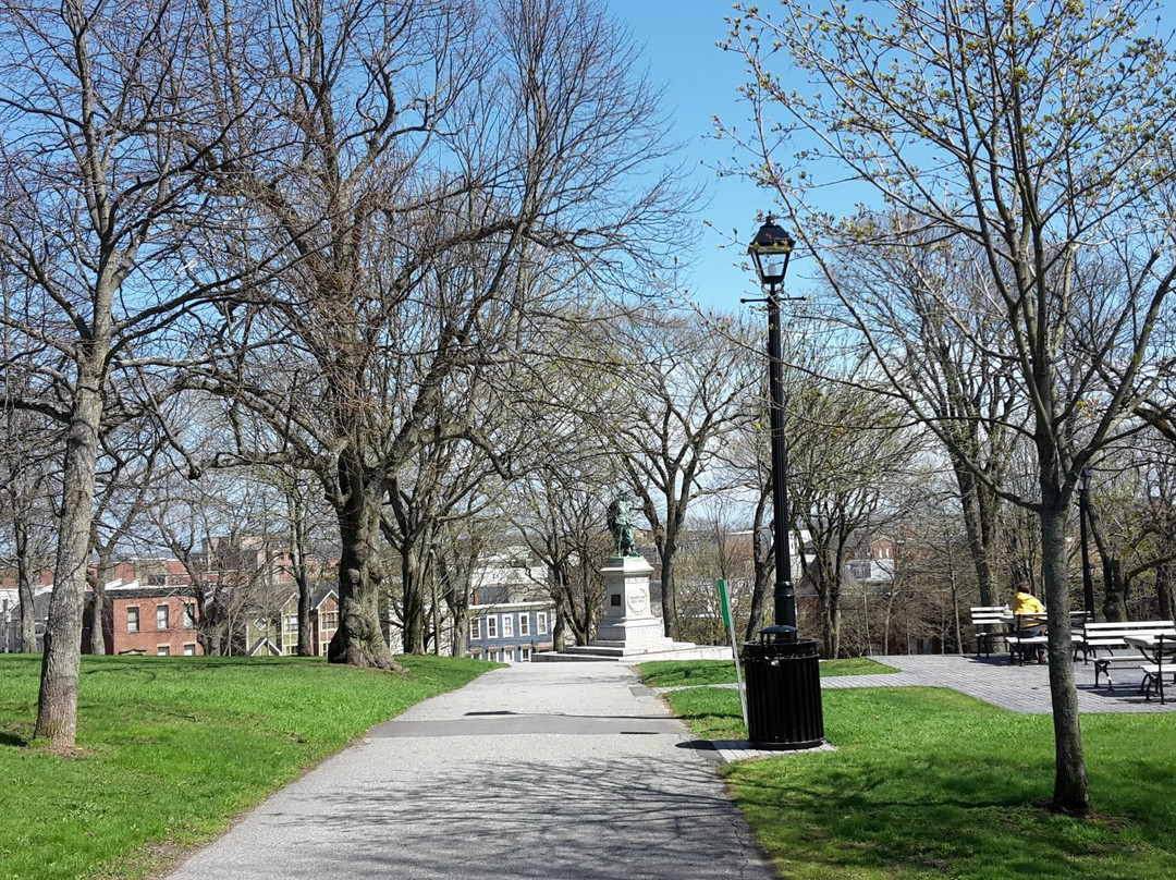 Queen Square Farmers Market-圣约翰必去景点