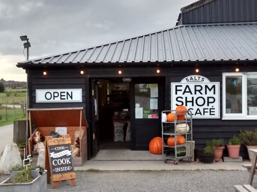 Salts Farm Shop景点图片