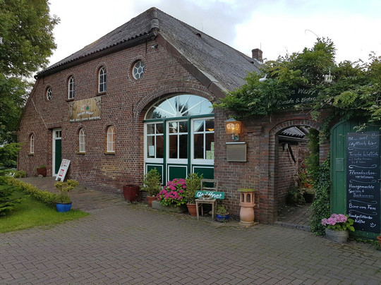 Werdum餐馆和美食-Eiscafe Bistro Hoge Warf