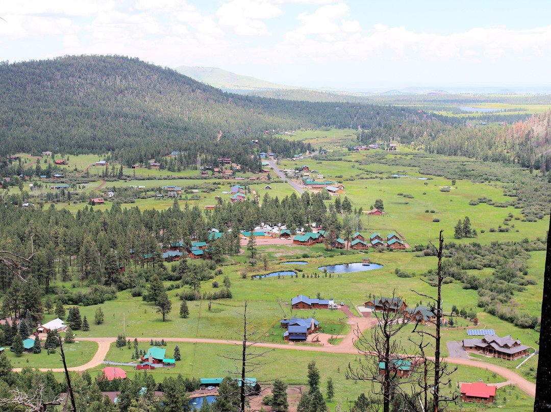 Red Setter, Arizona's Riverside Retreat主图