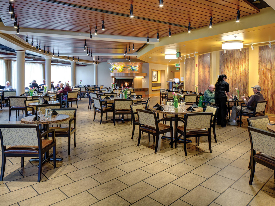 Seventeen51 Restaurant & Bistro