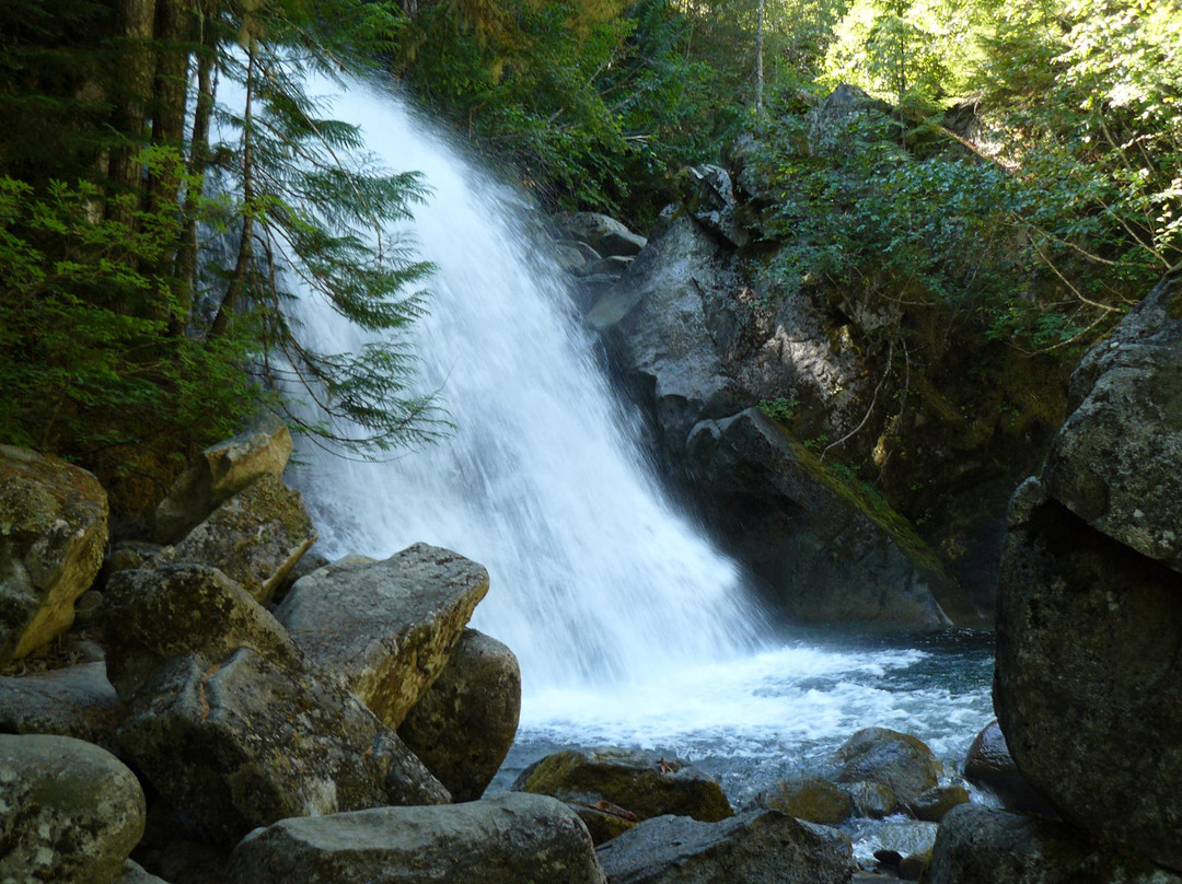 Rainbow Mountain-惠斯勒必去景点