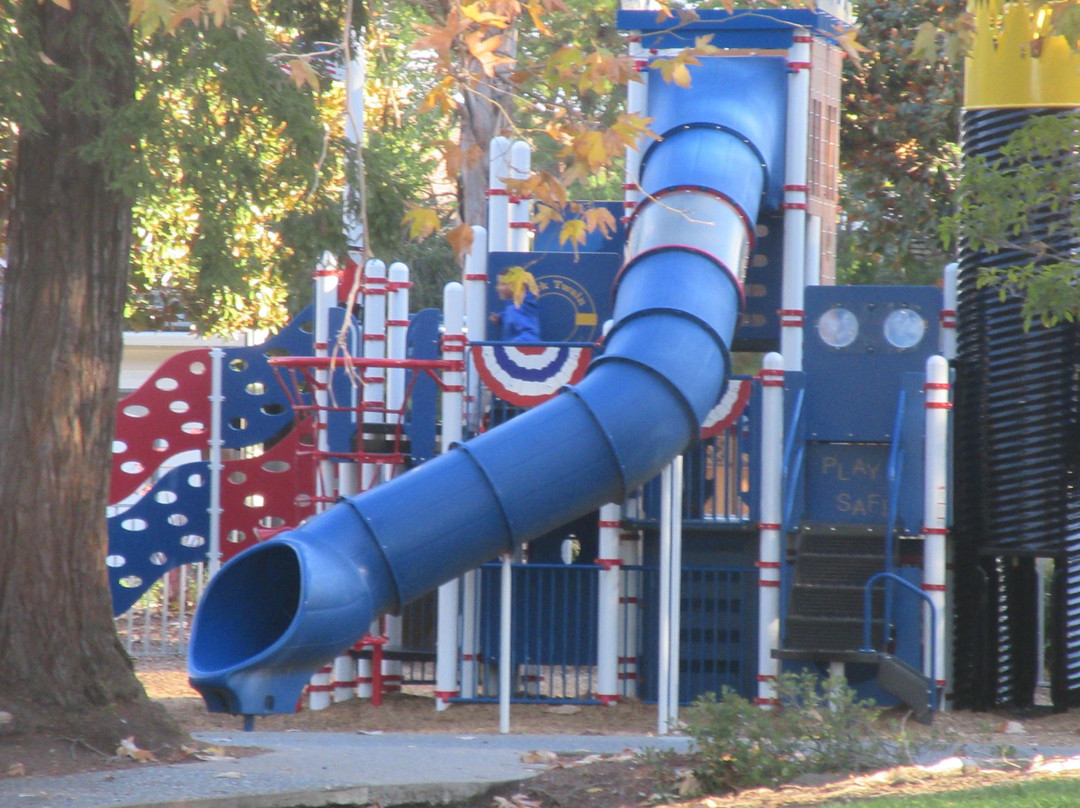 Serra Park-森尼韦尔必去景点