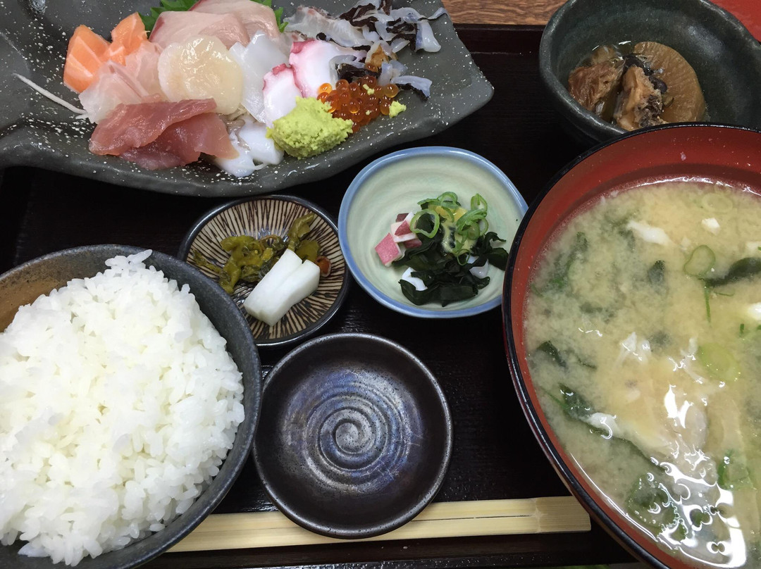 宝冢市餐馆和美食-Marusan Shokudo