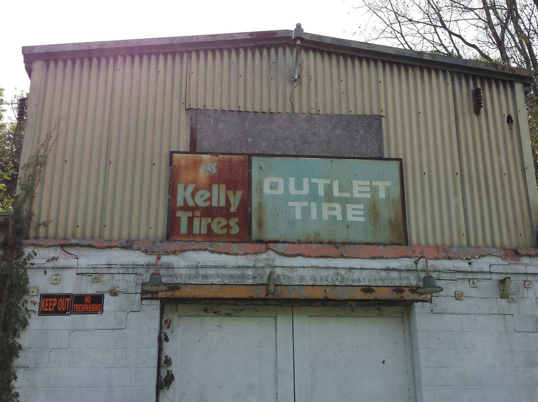 Keuka Lake Outlet Trail景点图片