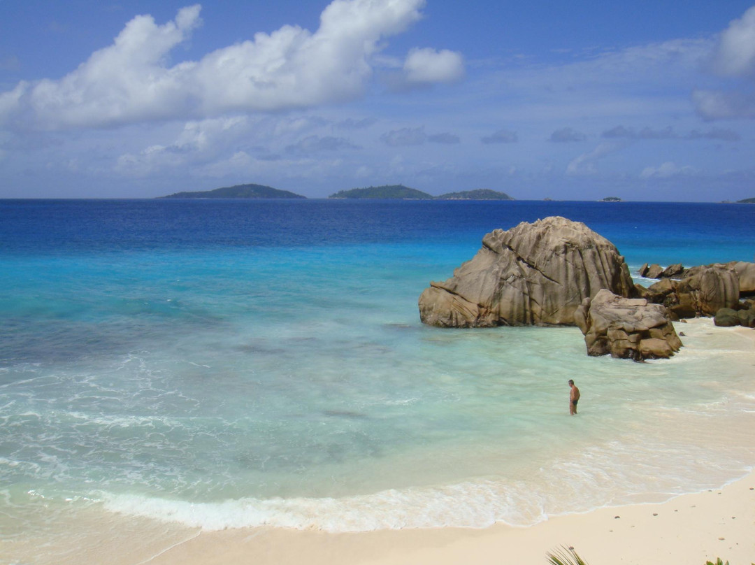 Anse Gaulettes Beach景点图片