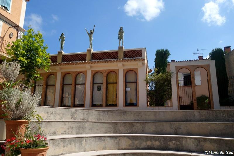 Bibliotheque Municipale de Cassis-卡西斯必去景点