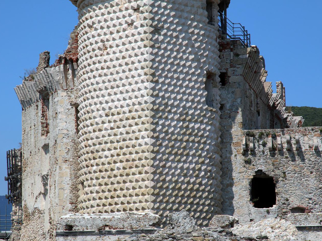 Castel Gavone景点图片