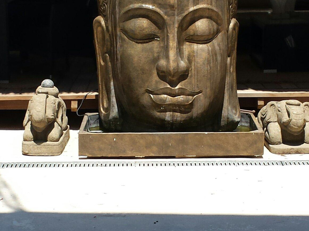 Blue Bamboo-贝尼萨必去景点