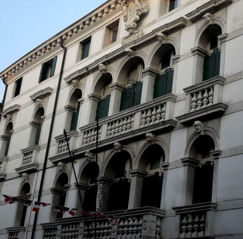 Palazzo Gregoris景点图片