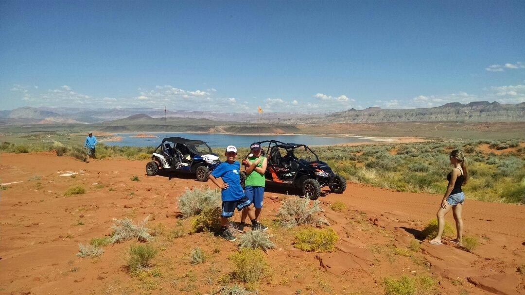 UTV Adventure Tours景点图片