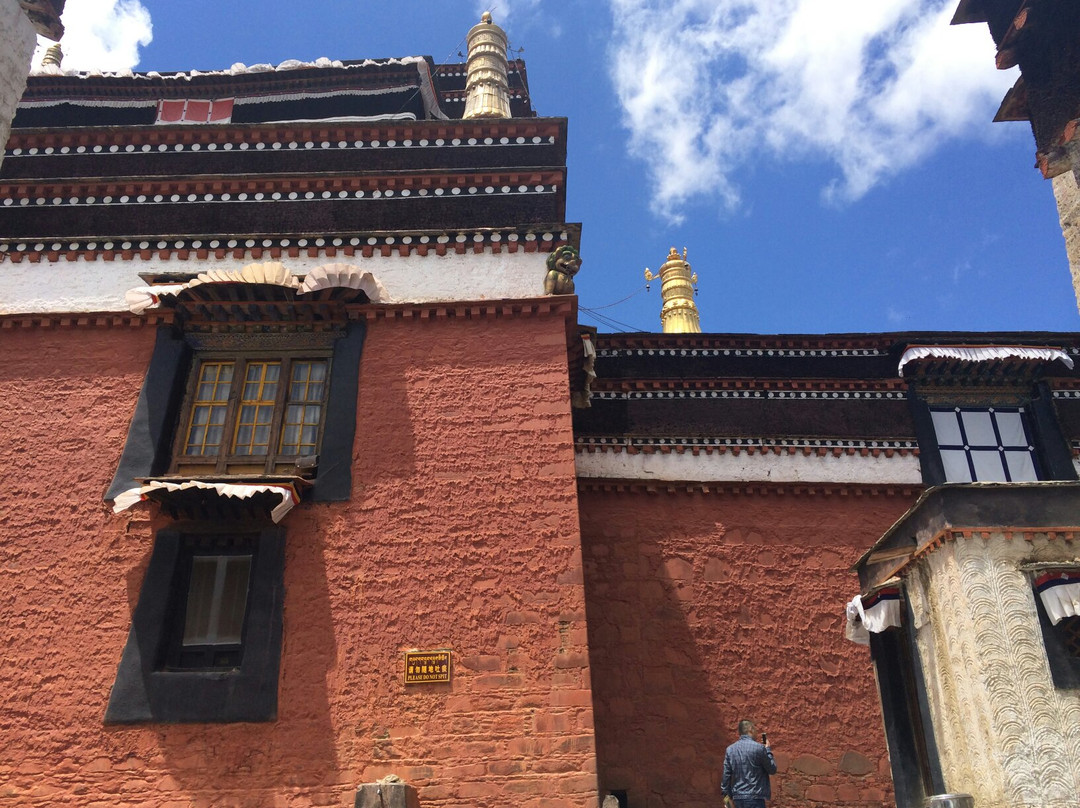 下密院寺-拉萨市必去景点