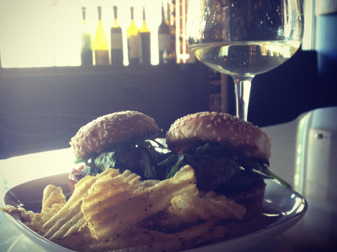 Five O'Clock Wine Bar