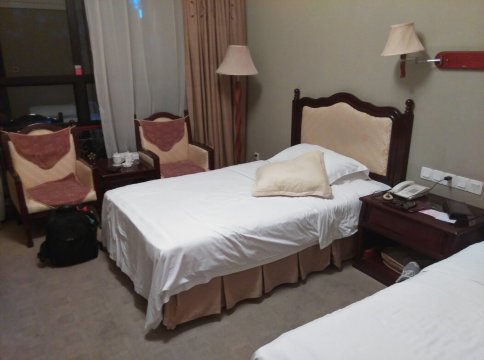 宜昌机场桃花岭饭店-客卧