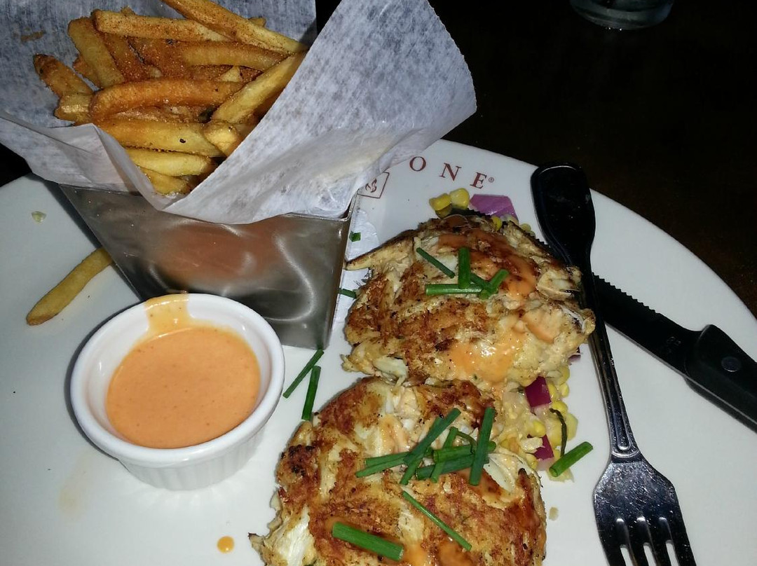 国家港口餐馆和美食-Redstone American Grill