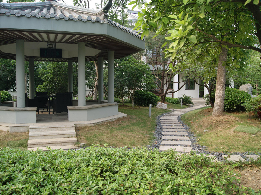 苏州托尼洛兰博基尼书苑酒店主图