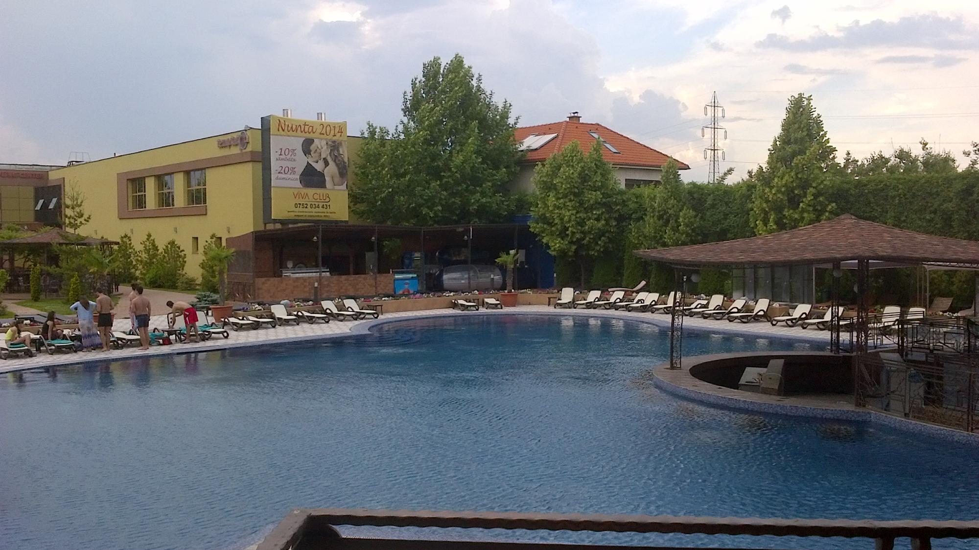 Hotel Viva Club, Galati-泳池