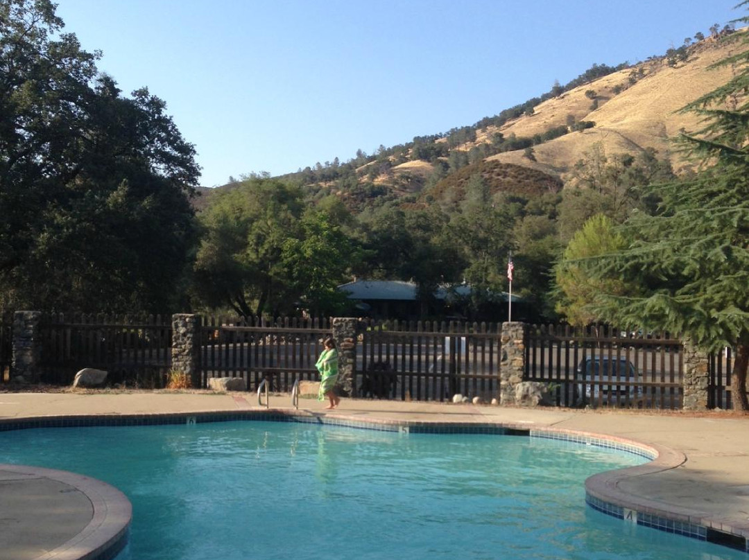 American River Resort