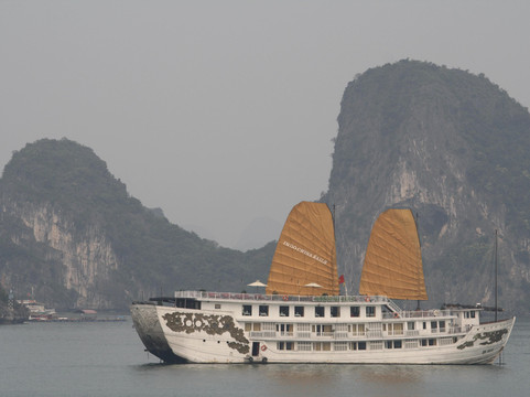 Hoi An Express-胡志明市必去景点