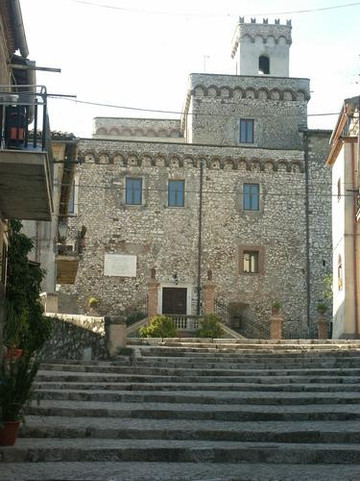 Castello Baronale-Gavignano必去景点