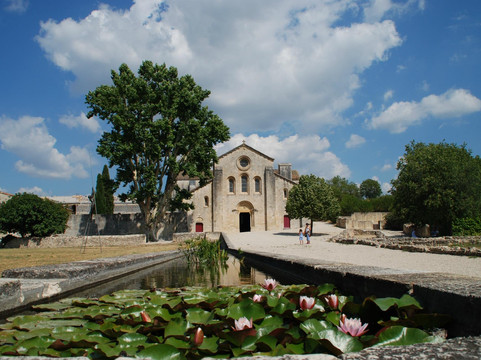 西瓦冈修道院-La Roque-d'Antheron必去景点