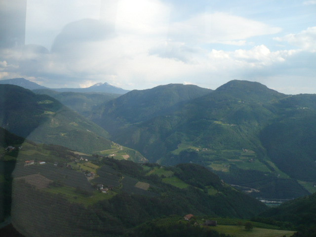 Renon’s Cable Car景点图片