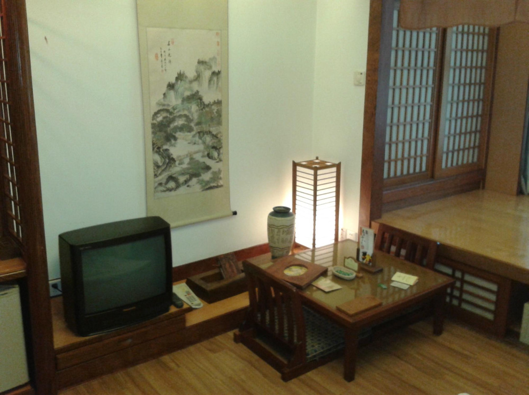 御温泉度假村主图