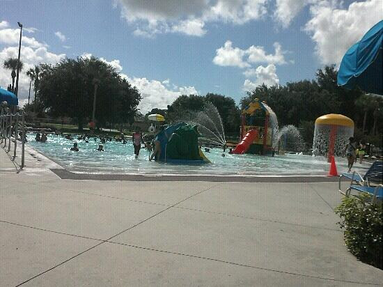 Bob Makinson Aquatic Center-基西米必去景点