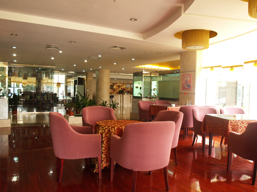 在水一方大酒店 主图