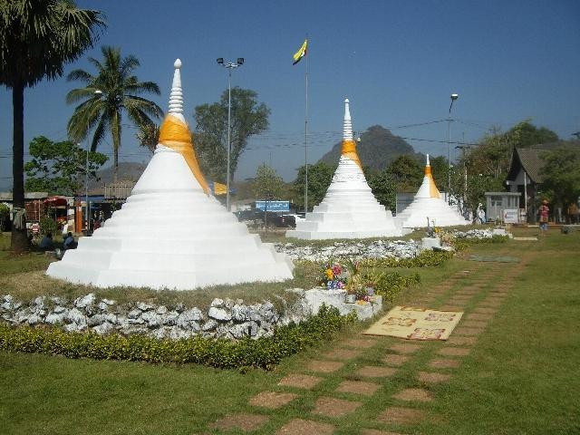 Three Pagodas Pass-桑卡拉武里必去景点