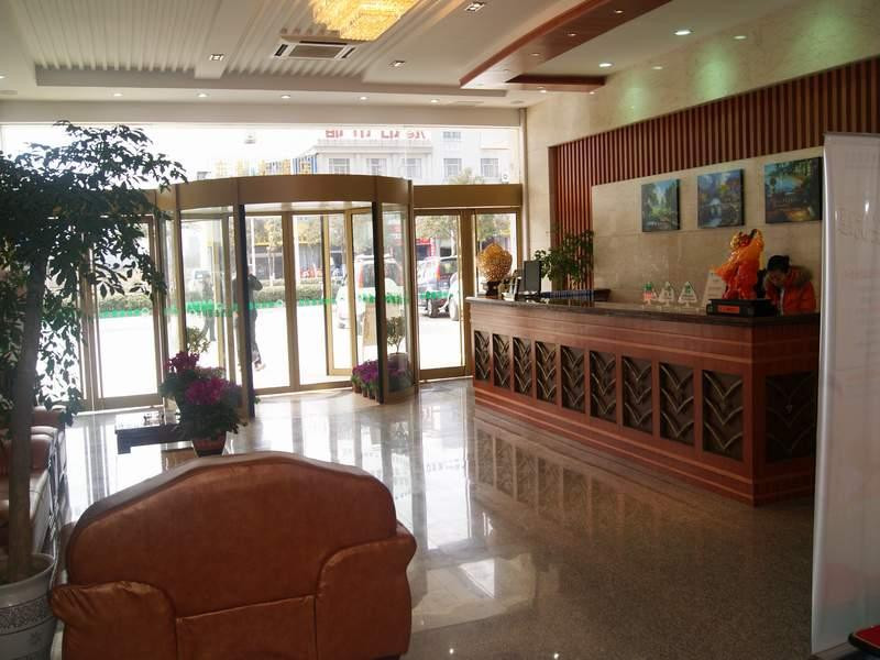 格林豪泰盐城车站商务酒店主图