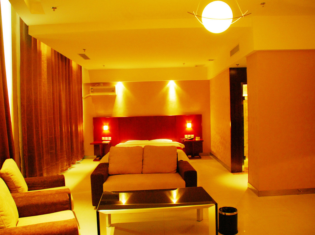 大青山商务酒店主图