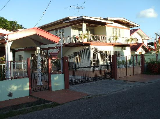 Talparo酒店住宿-Sadila House