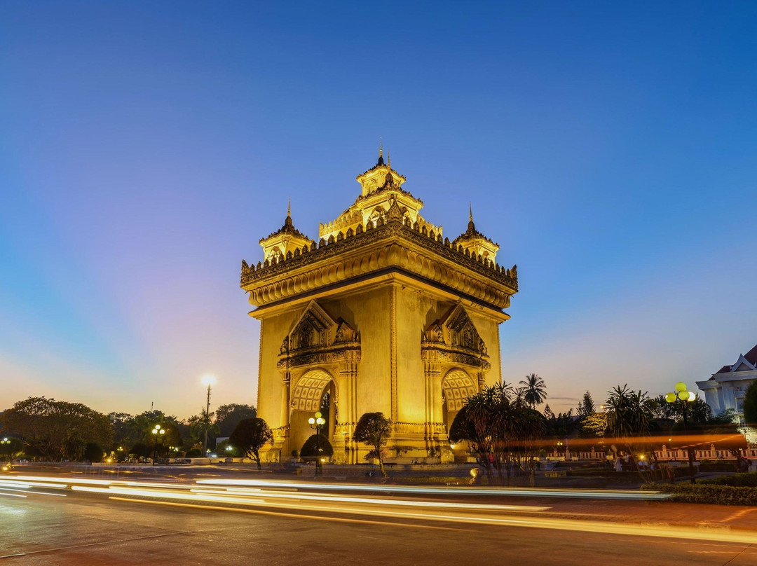 Bravo Indochina Tours -Vientiane Day Trips-万象必去景点