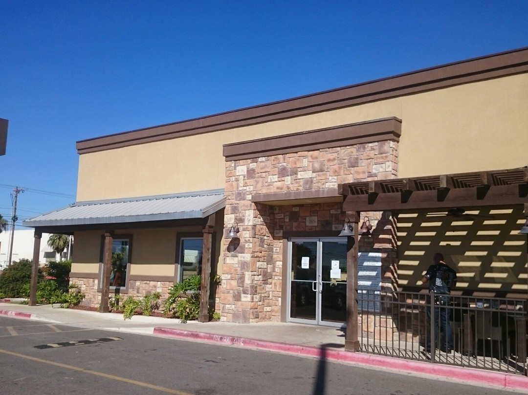 法尔餐馆和美食-Delia's