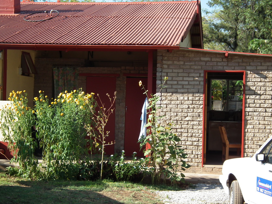 Mousebird Backpackers Lodge