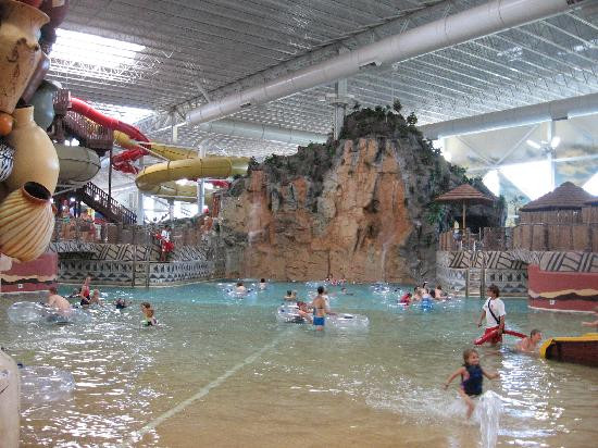 卡拉哈里室内水上公园-威斯康星峡谷必去景点